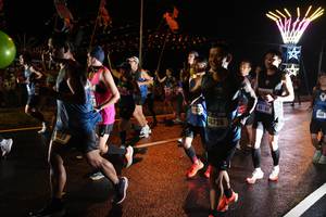 BIB: 40705, 0726
                            <button type="button" onclick="openModal(16610014)" class="btn btn-primary btn-sm float-right btn-popup" data-toggle="modal" data-target=".modal-high-quality">
                        <i class="fas fa-shopping-cart"></i> Add to Cart
                    </button>
                                            <button type="button" onclick="isThisMe(16610014, true)" class="btn btn-success btn-sm float-right btn-popup btn-isme hidden" data-toggle="tooltip" data-placement="bottom" title="นี่คือรูปของคุณใช่ไหม คลิกที่นี่เพื่อเอาเข้าอัลบั้ม">
                        <i class="fas fa-plus"></i> Add to album
                    </button>
                    <button type="button" onclick="isThisMe(16610014, false)" class="btn btn-warning btn-sm float-right btn-popup btn-isnotme hidden">
                        <i class="fas fa-ban"></i> Remove from album
                    </button>