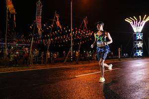 BIB: 256
                            <button type="button" onclick="openModal(16318331)" class="btn btn-primary btn-sm float-right btn-popup" data-toggle="modal" data-target=".modal-high-quality">
                        <i class="fas fa-shopping-cart"></i> Add to Cart
                    </button>
                                            <button type="button" onclick="isThisMe(16318331, true)" class="btn btn-success btn-sm float-right btn-popup btn-isme hidden" data-toggle="tooltip" data-placement="bottom" title="นี่คือรูปของคุณใช่ไหม คลิกที่นี่เพื่อเอาเข้าอัลบั้ม">
                        <i class="fas fa-plus"></i> Add to album
                    </button>
                    <button type="button" onclick="isThisMe(16318331, false)" class="btn btn-warning btn-sm float-right btn-popup btn-isnotme hidden">
                        <i class="fas fa-ban"></i> Remove from album
                    </button>