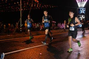 BIB: 2764, 0271
                            <button type="button" onclick="openModal(16585251)" class="btn btn-primary btn-sm float-right btn-popup" data-toggle="modal" data-target=".modal-high-quality">
                        <i class="fas fa-shopping-cart"></i> Add to Cart
                    </button>
                                            <button type="button" onclick="isThisMe(16585251, true)" class="btn btn-success btn-sm float-right btn-popup btn-isme hidden" data-toggle="tooltip" data-placement="bottom" title="นี่คือรูปของคุณใช่ไหม คลิกที่นี่เพื่อเอาเข้าอัลบั้ม">
                        <i class="fas fa-plus"></i> Add to album
                    </button>
                    <button type="button" onclick="isThisMe(16585251, false)" class="btn btn-warning btn-sm float-right btn-popup btn-isnotme hidden">
                        <i class="fas fa-ban"></i> Remove from album
                    </button>