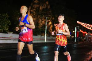 BIB: 210
                            <button type="button" onclick="openModal(16303402)" class="btn btn-primary btn-sm float-right btn-popup" data-toggle="modal" data-target=".modal-high-quality">
                        <i class="fas fa-shopping-cart"></i> Add to Cart
                    </button>
                                            <button type="button" onclick="isThisMe(16303402, true)" class="btn btn-success btn-sm float-right btn-popup btn-isme hidden" data-toggle="tooltip" data-placement="bottom" title="นี่คือรูปของคุณใช่ไหม คลิกที่นี่เพื่อเอาเข้าอัลบั้ม">
                        <i class="fas fa-plus"></i> Add to album
                    </button>
                    <button type="button" onclick="isThisMe(16303402, false)" class="btn btn-warning btn-sm float-right btn-popup btn-isnotme hidden">
                        <i class="fas fa-ban"></i> Remove from album
                    </button>