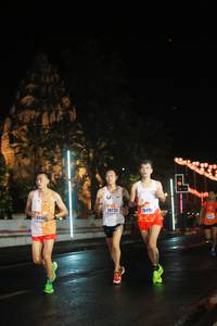 BIB: 20733, 2049, 0464
                            <button type="button" onclick="openModal(16363697)" class="btn btn-primary btn-sm float-right btn-popup" data-toggle="modal" data-target=".modal-high-quality">
                        <i class="fas fa-shopping-cart"></i> Add to Cart
                    </button>
                                            <button type="button" onclick="isThisMe(16363697, true)" class="btn btn-success btn-sm float-right btn-popup btn-isme hidden" data-toggle="tooltip" data-placement="bottom" title="นี่คือรูปของคุณใช่ไหม คลิกที่นี่เพื่อเอาเข้าอัลบั้ม">
                        <i class="fas fa-plus"></i> Add to album
                    </button>
                    <button type="button" onclick="isThisMe(16363697, false)" class="btn btn-warning btn-sm float-right btn-popup btn-isnotme hidden">
                        <i class="fas fa-ban"></i> Remove from album
                    </button>