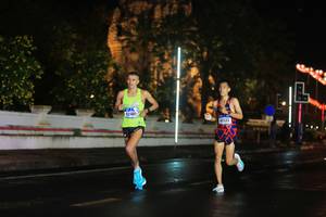 BIB: 2401, 40333
                            <button type="button" onclick="openModal(16296786)" class="btn btn-primary btn-sm float-right btn-popup" data-toggle="modal" data-target=".modal-high-quality">
                        <i class="fas fa-shopping-cart"></i> Add to Cart
                    </button>
                                            <button type="button" onclick="isThisMe(16296786, true)" class="btn btn-success btn-sm float-right btn-popup btn-isme hidden" data-toggle="tooltip" data-placement="bottom" title="นี่คือรูปของคุณใช่ไหม คลิกที่นี่เพื่อเอาเข้าอัลบั้ม">
                        <i class="fas fa-plus"></i> Add to album
                    </button>
                    <button type="button" onclick="isThisMe(16296786, false)" class="btn btn-warning btn-sm float-right btn-popup btn-isnotme hidden">
                        <i class="fas fa-ban"></i> Remove from album
                    </button>