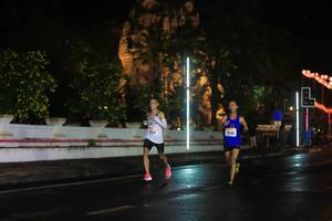 BIB: 201
                            <button type="button" onclick="openModal(16298109)" class="btn btn-primary btn-sm float-right btn-popup" data-toggle="modal" data-target=".modal-high-quality">
                        <i class="fas fa-shopping-cart"></i> Add to Cart
                    </button>
                                            <button type="button" onclick="isThisMe(16298109, true)" class="btn btn-success btn-sm float-right btn-popup btn-isme hidden" data-toggle="tooltip" data-placement="bottom" title="นี่คือรูปของคุณใช่ไหม คลิกที่นี่เพื่อเอาเข้าอัลบั้ม">
                        <i class="fas fa-plus"></i> Add to album
                    </button>
                    <button type="button" onclick="isThisMe(16298109, false)" class="btn btn-warning btn-sm float-right btn-popup btn-isnotme hidden">
                        <i class="fas fa-ban"></i> Remove from album
                    </button>