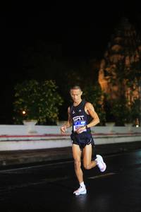 BIB: 401
                            <button type="button" onclick="openModal(16311834)" class="btn btn-primary btn-sm float-right btn-popup" data-toggle="modal" data-target=".modal-high-quality">
                        <i class="fas fa-shopping-cart"></i> Add to Cart
                    </button>
                                            <button type="button" onclick="isThisMe(16311834, true)" class="btn btn-success btn-sm float-right btn-popup btn-isme hidden" data-toggle="tooltip" data-placement="bottom" title="นี่คือรูปของคุณใช่ไหม คลิกที่นี่เพื่อเอาเข้าอัลบั้ม">
                        <i class="fas fa-plus"></i> Add to album
                    </button>
                    <button type="button" onclick="isThisMe(16311834, false)" class="btn btn-warning btn-sm float-right btn-popup btn-isnotme hidden">
                        <i class="fas fa-ban"></i> Remove from album
                    </button>