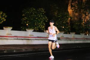 BIB: 2204
                            <button type="button" onclick="openModal(16299123)" class="btn btn-primary btn-sm float-right btn-popup" data-toggle="modal" data-target=".modal-high-quality">
                        <i class="fas fa-shopping-cart"></i> Add to Cart
                    </button>
                                            <button type="button" onclick="isThisMe(16299123, true)" class="btn btn-success btn-sm float-right btn-popup btn-isme hidden" data-toggle="tooltip" data-placement="bottom" title="นี่คือรูปของคุณใช่ไหม คลิกที่นี่เพื่อเอาเข้าอัลบั้ม">
                        <i class="fas fa-plus"></i> Add to album
                    </button>
                    <button type="button" onclick="isThisMe(16299123, false)" class="btn btn-warning btn-sm float-right btn-popup btn-isnotme hidden">
                        <i class="fas fa-ban"></i> Remove from album
                    </button>