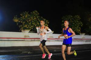 BIB: 20934
                            <button type="button" onclick="openModal(16298314)" class="btn btn-primary btn-sm float-right btn-popup" data-toggle="modal" data-target=".modal-high-quality">
                        <i class="fas fa-shopping-cart"></i> Add to Cart
                    </button>
                                            <button type="button" onclick="isThisMe(16298314, true)" class="btn btn-success btn-sm float-right btn-popup btn-isme hidden" data-toggle="tooltip" data-placement="bottom" title="นี่คือรูปของคุณใช่ไหม คลิกที่นี่เพื่อเอาเข้าอัลบั้ม">
                        <i class="fas fa-plus"></i> Add to album
                    </button>
                    <button type="button" onclick="isThisMe(16298314, false)" class="btn btn-warning btn-sm float-right btn-popup btn-isnotme hidden">
                        <i class="fas fa-ban"></i> Remove from album
                    </button>