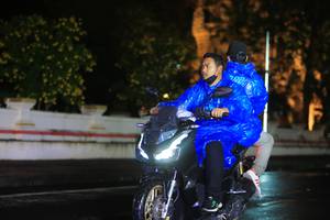 BIB: 
                            <button type="button" onclick="openModal(16291266)" class="btn btn-primary btn-sm float-right btn-popup" data-toggle="modal" data-target=".modal-high-quality">
                        <i class="fas fa-shopping-cart"></i> Add to Cart
                    </button>
                                            <button type="button" onclick="isThisMe(16291266, true)" class="btn btn-success btn-sm float-right btn-popup btn-isme hidden" data-toggle="tooltip" data-placement="bottom" title="นี่คือรูปของคุณใช่ไหม คลิกที่นี่เพื่อเอาเข้าอัลบั้ม">
                        <i class="fas fa-plus"></i> Add to album
                    </button>
                    <button type="button" onclick="isThisMe(16291266, false)" class="btn btn-warning btn-sm float-right btn-popup btn-isnotme hidden">
                        <i class="fas fa-ban"></i> Remove from album
                    </button>