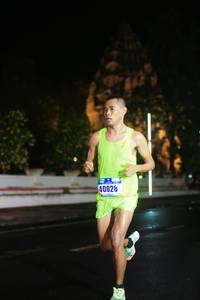 BIB: 40028
                            <button type="button" onclick="openModal(16311966)" class="btn btn-primary btn-sm float-right btn-popup" data-toggle="modal" data-target=".modal-high-quality">
                        <i class="fas fa-shopping-cart"></i> Add to Cart
                    </button>
                                            <button type="button" onclick="isThisMe(16311966, true)" class="btn btn-success btn-sm float-right btn-popup btn-isme hidden" data-toggle="tooltip" data-placement="bottom" title="นี่คือรูปของคุณใช่ไหม คลิกที่นี่เพื่อเอาเข้าอัลบั้ม">
                        <i class="fas fa-plus"></i> Add to album
                    </button>
                    <button type="button" onclick="isThisMe(16311966, false)" class="btn btn-warning btn-sm float-right btn-popup btn-isnotme hidden">
                        <i class="fas fa-ban"></i> Remove from album
                    </button>