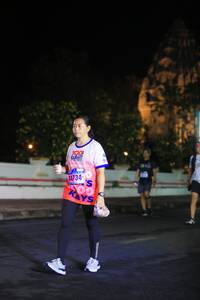 BIB: 100, 47340
                            <button type="button" onclick="openModal(16462514)" class="btn btn-primary btn-sm float-right btn-popup" data-toggle="modal" data-target=".modal-high-quality">
                        <i class="fas fa-shopping-cart"></i> Add to Cart
                    </button>
                                            <button type="button" onclick="isThisMe(16462514, true)" class="btn btn-success btn-sm float-right btn-popup btn-isme hidden" data-toggle="tooltip" data-placement="bottom" title="นี่คือรูปของคุณใช่ไหม คลิกที่นี่เพื่อเอาเข้าอัลบั้ม">
                        <i class="fas fa-plus"></i> Add to album
                    </button>
                    <button type="button" onclick="isThisMe(16462514, false)" class="btn btn-warning btn-sm float-right btn-popup btn-isnotme hidden">
                        <i class="fas fa-ban"></i> Remove from album
                    </button>
