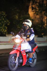 BIB: 
                            <button type="button" onclick="openModal(16296162)" class="btn btn-primary btn-sm float-right btn-popup" data-toggle="modal" data-target=".modal-high-quality">
                        <i class="fas fa-shopping-cart"></i> Add to Cart
                    </button>
                                            <button type="button" onclick="isThisMe(16296162, true)" class="btn btn-success btn-sm float-right btn-popup btn-isme hidden" data-toggle="tooltip" data-placement="bottom" title="นี่คือรูปของคุณใช่ไหม คลิกที่นี่เพื่อเอาเข้าอัลบั้ม">
                        <i class="fas fa-plus"></i> Add to album
                    </button>
                    <button type="button" onclick="isThisMe(16296162, false)" class="btn btn-warning btn-sm float-right btn-popup btn-isnotme hidden">
                        <i class="fas fa-ban"></i> Remove from album
                    </button>