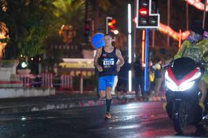 BIB: 41152, 156
                            <button type="button" onclick="openModal(16918905)" class="btn btn-primary btn-sm float-right btn-popup" data-toggle="modal" data-target=".modal-high-quality">
                        <i class="fas fa-shopping-cart"></i> Add to Cart
                    </button>
                                            <button type="button" onclick="isThisMe(16918905, true)" class="btn btn-success btn-sm float-right btn-popup btn-isme hidden" data-toggle="tooltip" data-placement="bottom" title="นี่คือรูปของคุณใช่ไหม คลิกที่นี่เพื่อเอาเข้าอัลบั้ม">
                        <i class="fas fa-plus"></i> Add to album
                    </button>
                    <button type="button" onclick="isThisMe(16918905, false)" class="btn btn-warning btn-sm float-right btn-popup btn-isnotme hidden">
                        <i class="fas fa-ban"></i> Remove from album
                    </button>