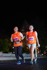 BIB: 94240, 94236
                            <button type="button" onclick="openModal(17652353)" class="btn btn-primary btn-sm float-right btn-popup" data-toggle="modal" data-target=".modal-high-quality">
                        <i class="fas fa-shopping-cart"></i> Add to Cart
                    </button>
                                            <button type="button" onclick="isThisMe(17652353, true)" class="btn btn-success btn-sm float-right btn-popup btn-isme hidden" data-toggle="tooltip" data-placement="bottom" title="นี่คือรูปของคุณใช่ไหม คลิกที่นี่เพื่อเอาเข้าอัลบั้ม">
                        <i class="fas fa-plus"></i> Add to album
                    </button>
                    <button type="button" onclick="isThisMe(17652353, false)" class="btn btn-warning btn-sm float-right btn-popup btn-isnotme hidden">
                        <i class="fas fa-ban"></i> Remove from album
                    </button>