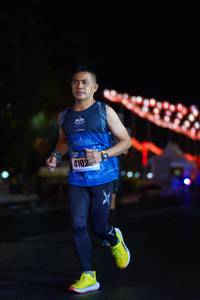 BIB: 4102
                            <button type="button" onclick="openModal(17821162)" class="btn btn-primary btn-sm float-right btn-popup" data-toggle="modal" data-target=".modal-high-quality">
                        <i class="fas fa-shopping-cart"></i> Add to Cart
                    </button>
                                            <button type="button" onclick="isThisMe(17821162, true)" class="btn btn-success btn-sm float-right btn-popup btn-isme hidden" data-toggle="tooltip" data-placement="bottom" title="นี่คือรูปของคุณใช่ไหม คลิกที่นี่เพื่อเอาเข้าอัลบั้ม">
                        <i class="fas fa-plus"></i> Add to album
                    </button>
                    <button type="button" onclick="isThisMe(17821162, false)" class="btn btn-warning btn-sm float-right btn-popup btn-isnotme hidden">
                        <i class="fas fa-ban"></i> Remove from album
                    </button>