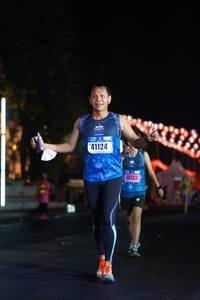 BIB: 41124, 44133
                            <button type="button" onclick="openModal(17824186)" class="btn btn-primary btn-sm float-right btn-popup" data-toggle="modal" data-target=".modal-high-quality">
                        <i class="fas fa-shopping-cart"></i> Add to Cart
                    </button>
                                            <button type="button" onclick="isThisMe(17824186, true)" class="btn btn-success btn-sm float-right btn-popup btn-isme hidden" data-toggle="tooltip" data-placement="bottom" title="นี่คือรูปของคุณใช่ไหม คลิกที่นี่เพื่อเอาเข้าอัลบั้ม">
                        <i class="fas fa-plus"></i> Add to album
                    </button>
                    <button type="button" onclick="isThisMe(17824186, false)" class="btn btn-warning btn-sm float-right btn-popup btn-isnotme hidden">
                        <i class="fas fa-ban"></i> Remove from album
                    </button>