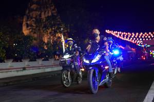 BIB: 
                            <button type="button" onclick="openModal(17730713)" class="btn btn-primary btn-sm float-right btn-popup" data-toggle="modal" data-target=".modal-high-quality">
                        <i class="fas fa-shopping-cart"></i> Add to Cart
                    </button>
                                            <button type="button" onclick="isThisMe(17730713, true)" class="btn btn-success btn-sm float-right btn-popup btn-isme hidden" data-toggle="tooltip" data-placement="bottom" title="นี่คือรูปของคุณใช่ไหม คลิกที่นี่เพื่อเอาเข้าอัลบั้ม">
                        <i class="fas fa-plus"></i> Add to album
                    </button>
                    <button type="button" onclick="isThisMe(17730713, false)" class="btn btn-warning btn-sm float-right btn-popup btn-isnotme hidden">
                        <i class="fas fa-ban"></i> Remove from album
                    </button>