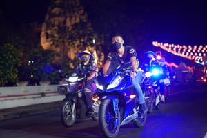 BIB: 
                            <button type="button" onclick="openModal(17679186)" class="btn btn-primary btn-sm float-right btn-popup" data-toggle="modal" data-target=".modal-high-quality">
                        <i class="fas fa-shopping-cart"></i> Add to Cart
                    </button>
                                            <button type="button" onclick="isThisMe(17679186, true)" class="btn btn-success btn-sm float-right btn-popup btn-isme hidden" data-toggle="tooltip" data-placement="bottom" title="นี่คือรูปของคุณใช่ไหม คลิกที่นี่เพื่อเอาเข้าอัลบั้ม">
                        <i class="fas fa-plus"></i> Add to album
                    </button>
                    <button type="button" onclick="isThisMe(17679186, false)" class="btn btn-warning btn-sm float-right btn-popup btn-isnotme hidden">
                        <i class="fas fa-ban"></i> Remove from album
                    </button>