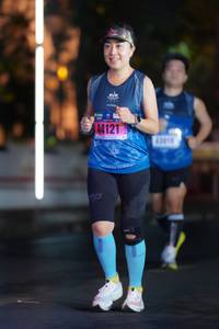 BIB: 44121
                            <button type="button" onclick="openModal(18265510)" class="btn btn-primary btn-sm float-right btn-popup" data-toggle="modal" data-target=".modal-high-quality">
                        <i class="fas fa-shopping-cart"></i> Add to Cart
                    </button>
                                            <button type="button" onclick="isThisMe(18265510, true)" class="btn btn-success btn-sm float-right btn-popup btn-isme hidden" data-toggle="tooltip" data-placement="bottom" title="นี่คือรูปของคุณใช่ไหม คลิกที่นี่เพื่อเอาเข้าอัลบั้ม">
                        <i class="fas fa-plus"></i> Add to album
                    </button>
                    <button type="button" onclick="isThisMe(18265510, false)" class="btn btn-warning btn-sm float-right btn-popup btn-isnotme hidden">
                        <i class="fas fa-ban"></i> Remove from album
                    </button>