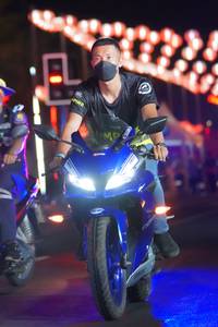 BIB: 
                            <button type="button" onclick="openModal(18258116)" class="btn btn-primary btn-sm float-right btn-popup" data-toggle="modal" data-target=".modal-high-quality">
                        <i class="fas fa-shopping-cart"></i> Add to Cart
                    </button>
                                            <button type="button" onclick="isThisMe(18258116, true)" class="btn btn-success btn-sm float-right btn-popup btn-isme hidden" data-toggle="tooltip" data-placement="bottom" title="นี่คือรูปของคุณใช่ไหม คลิกที่นี่เพื่อเอาเข้าอัลบั้ม">
                        <i class="fas fa-plus"></i> Add to album
                    </button>
                    <button type="button" onclick="isThisMe(18258116, false)" class="btn btn-warning btn-sm float-right btn-popup btn-isnotme hidden">
                        <i class="fas fa-ban"></i> Remove from album
                    </button>