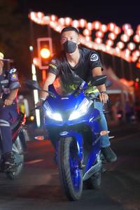 BIB: 
                            <button type="button" onclick="openModal(18258118)" class="btn btn-primary btn-sm float-right btn-popup" data-toggle="modal" data-target=".modal-high-quality">
                        <i class="fas fa-shopping-cart"></i> Add to Cart
                    </button>
                                            <button type="button" onclick="isThisMe(18258118, true)" class="btn btn-success btn-sm float-right btn-popup btn-isme hidden" data-toggle="tooltip" data-placement="bottom" title="นี่คือรูปของคุณใช่ไหม คลิกที่นี่เพื่อเอาเข้าอัลบั้ม">
                        <i class="fas fa-plus"></i> Add to album
                    </button>
                    <button type="button" onclick="isThisMe(18258118, false)" class="btn btn-warning btn-sm float-right btn-popup btn-isnotme hidden">
                        <i class="fas fa-ban"></i> Remove from album
                    </button>