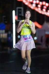 BIB: 440
                            <button type="button" onclick="openModal(18252769)" class="btn btn-primary btn-sm float-right btn-popup" data-toggle="modal" data-target=".modal-high-quality">
                        <i class="fas fa-shopping-cart"></i> Add to Cart
                    </button>
                                            <button type="button" onclick="isThisMe(18252769, true)" class="btn btn-success btn-sm float-right btn-popup btn-isme hidden" data-toggle="tooltip" data-placement="bottom" title="นี่คือรูปของคุณใช่ไหม คลิกที่นี่เพื่อเอาเข้าอัลบั้ม">
                        <i class="fas fa-plus"></i> Add to album
                    </button>
                    <button type="button" onclick="isThisMe(18252769, false)" class="btn btn-warning btn-sm float-right btn-popup btn-isnotme hidden">
                        <i class="fas fa-ban"></i> Remove from album
                    </button>