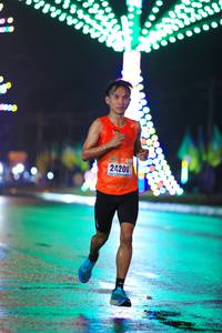 BIB: 000, 24200
                            <button type="button" onclick="openModal(17811855)" class="btn btn-primary btn-sm float-right btn-popup" data-toggle="modal" data-target=".modal-high-quality">
                        <i class="fas fa-shopping-cart"></i> Add to Cart
                    </button>
                                            <button type="button" onclick="isThisMe(17811855, true)" class="btn btn-success btn-sm float-right btn-popup btn-isme hidden" data-toggle="tooltip" data-placement="bottom" title="นี่คือรูปของคุณใช่ไหม คลิกที่นี่เพื่อเอาเข้าอัลบั้ม">
                        <i class="fas fa-plus"></i> Add to album
                    </button>
                    <button type="button" onclick="isThisMe(17811855, false)" class="btn btn-warning btn-sm float-right btn-popup btn-isnotme hidden">
                        <i class="fas fa-ban"></i> Remove from album
                    </button>