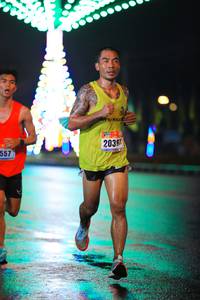 BIB: 2039, 557
                            <button type="button" onclick="openModal(17812140)" class="btn btn-primary btn-sm float-right btn-popup" data-toggle="modal" data-target=".modal-high-quality">
                        <i class="fas fa-shopping-cart"></i> Add to Cart
                    </button>
                                            <button type="button" onclick="isThisMe(17812140, true)" class="btn btn-success btn-sm float-right btn-popup btn-isme hidden" data-toggle="tooltip" data-placement="bottom" title="นี่คือรูปของคุณใช่ไหม คลิกที่นี่เพื่อเอาเข้าอัลบั้ม">
                        <i class="fas fa-plus"></i> Add to album
                    </button>
                    <button type="button" onclick="isThisMe(17812140, false)" class="btn btn-warning btn-sm float-right btn-popup btn-isnotme hidden">
                        <i class="fas fa-ban"></i> Remove from album
                    </button>