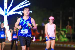 BIB: 41067
                            <button type="button" onclick="openModal(16389607)" class="btn btn-primary btn-sm float-right btn-popup" data-toggle="modal" data-target=".modal-high-quality">
                        <i class="fas fa-shopping-cart"></i> Add to Cart
                    </button>
                                            <button type="button" onclick="isThisMe(16389607, true)" class="btn btn-success btn-sm float-right btn-popup btn-isme hidden" data-toggle="tooltip" data-placement="bottom" title="นี่คือรูปของคุณใช่ไหม คลิกที่นี่เพื่อเอาเข้าอัลบั้ม">
                        <i class="fas fa-plus"></i> Add to album
                    </button>
                    <button type="button" onclick="isThisMe(16389607, false)" class="btn btn-warning btn-sm float-right btn-popup btn-isnotme hidden">
                        <i class="fas fa-ban"></i> Remove from album
                    </button>