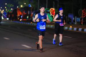 BIB: 464, 42533
                            <button type="button" onclick="openModal(16379077)" class="btn btn-primary btn-sm float-right btn-popup" data-toggle="modal" data-target=".modal-high-quality">
                        <i class="fas fa-shopping-cart"></i> Add to Cart
                    </button>
                                            <button type="button" onclick="isThisMe(16379077, true)" class="btn btn-success btn-sm float-right btn-popup btn-isme hidden" data-toggle="tooltip" data-placement="bottom" title="นี่คือรูปของคุณใช่ไหม คลิกที่นี่เพื่อเอาเข้าอัลบั้ม">
                        <i class="fas fa-plus"></i> Add to album
                    </button>
                    <button type="button" onclick="isThisMe(16379077, false)" class="btn btn-warning btn-sm float-right btn-popup btn-isnotme hidden">
                        <i class="fas fa-ban"></i> Remove from album
                    </button>