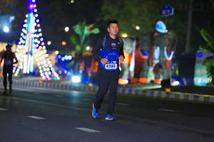 BIB: 42565
                            <button type="button" onclick="openModal(16383734)" class="btn btn-primary btn-sm float-right btn-popup" data-toggle="modal" data-target=".modal-high-quality">
                        <i class="fas fa-shopping-cart"></i> Add to Cart
                    </button>
                                            <button type="button" onclick="isThisMe(16383734, true)" class="btn btn-success btn-sm float-right btn-popup btn-isme hidden" data-toggle="tooltip" data-placement="bottom" title="นี่คือรูปของคุณใช่ไหม คลิกที่นี่เพื่อเอาเข้าอัลบั้ม">
                        <i class="fas fa-plus"></i> Add to album
                    </button>
                    <button type="button" onclick="isThisMe(16383734, false)" class="btn btn-warning btn-sm float-right btn-popup btn-isnotme hidden">
                        <i class="fas fa-ban"></i> Remove from album
                    </button>