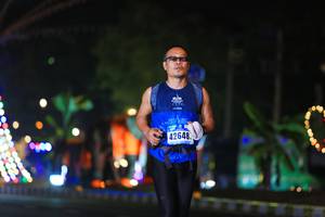 BIB: 42648
                            <button type="button" onclick="openModal(16385516)" class="btn btn-primary btn-sm float-right btn-popup" data-toggle="modal" data-target=".modal-high-quality">
                        <i class="fas fa-shopping-cart"></i> Add to Cart
                    </button>
                                            <button type="button" onclick="isThisMe(16385516, true)" class="btn btn-success btn-sm float-right btn-popup btn-isme hidden" data-toggle="tooltip" data-placement="bottom" title="นี่คือรูปของคุณใช่ไหม คลิกที่นี่เพื่อเอาเข้าอัลบั้ม">
                        <i class="fas fa-plus"></i> Add to album
                    </button>
                    <button type="button" onclick="isThisMe(16385516, false)" class="btn btn-warning btn-sm float-right btn-popup btn-isnotme hidden">
                        <i class="fas fa-ban"></i> Remove from album
                    </button>