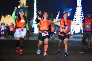 BIB: 27612, 27613, 0055, 
                            <button type="button" onclick="openModal(16317613)" class="btn btn-primary btn-sm float-right btn-popup" data-toggle="modal" data-target=".modal-high-quality">
                        <i class="fas fa-shopping-cart"></i> Add to Cart
                    </button>
                                            <button type="button" onclick="isThisMe(16317613, true)" class="btn btn-success btn-sm float-right btn-popup btn-isme hidden" data-toggle="tooltip" data-placement="bottom" title="นี่คือรูปของคุณใช่ไหม คลิกที่นี่เพื่อเอาเข้าอัลบั้ม">
                        <i class="fas fa-plus"></i> Add to album
                    </button>
                    <button type="button" onclick="isThisMe(16317613, false)" class="btn btn-warning btn-sm float-right btn-popup btn-isnotme hidden">
                        <i class="fas fa-ban"></i> Remove from album
                    </button>