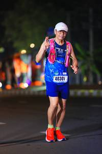 BIB: 40301
                            <button type="button" onclick="openModal(16414300)" class="btn btn-primary btn-sm float-right btn-popup" data-toggle="modal" data-target=".modal-high-quality">
                        <i class="fas fa-shopping-cart"></i> Add to Cart
                    </button>
                                            <button type="button" onclick="isThisMe(16414300, true)" class="btn btn-success btn-sm float-right btn-popup btn-isme hidden" data-toggle="tooltip" data-placement="bottom" title="นี่คือรูปของคุณใช่ไหม คลิกที่นี่เพื่อเอาเข้าอัลบั้ม">
                        <i class="fas fa-plus"></i> Add to album
                    </button>
                    <button type="button" onclick="isThisMe(16414300, false)" class="btn btn-warning btn-sm float-right btn-popup btn-isnotme hidden">
                        <i class="fas fa-ban"></i> Remove from album
                    </button>