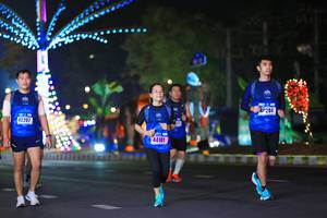 BIB: 0284, 42207, 44101
                            <button type="button" onclick="openModal(16395977)" class="btn btn-primary btn-sm float-right btn-popup" data-toggle="modal" data-target=".modal-high-quality">
                        <i class="fas fa-shopping-cart"></i> Add to Cart
                    </button>
                                            <button type="button" onclick="isThisMe(16395977, true)" class="btn btn-success btn-sm float-right btn-popup btn-isme hidden" data-toggle="tooltip" data-placement="bottom" title="นี่คือรูปของคุณใช่ไหม คลิกที่นี่เพื่อเอาเข้าอัลบั้ม">
                        <i class="fas fa-plus"></i> Add to album
                    </button>
                    <button type="button" onclick="isThisMe(16395977, false)" class="btn btn-warning btn-sm float-right btn-popup btn-isnotme hidden">
                        <i class="fas fa-ban"></i> Remove from album
                    </button>