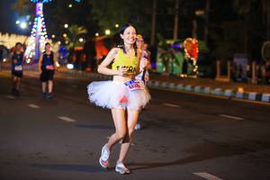 BIB: 4438
                            <button type="button" onclick="openModal(16378932)" class="btn btn-primary btn-sm float-right btn-popup" data-toggle="modal" data-target=".modal-high-quality">
                        <i class="fas fa-shopping-cart"></i> Add to Cart
                    </button>
                                            <button type="button" onclick="isThisMe(16378932, true)" class="btn btn-success btn-sm float-right btn-popup btn-isme hidden" data-toggle="tooltip" data-placement="bottom" title="นี่คือรูปของคุณใช่ไหม คลิกที่นี่เพื่อเอาเข้าอัลบั้ม">
                        <i class="fas fa-plus"></i> Add to album
                    </button>
                    <button type="button" onclick="isThisMe(16378932, false)" class="btn btn-warning btn-sm float-right btn-popup btn-isnotme hidden">
                        <i class="fas fa-ban"></i> Remove from album
                    </button>
