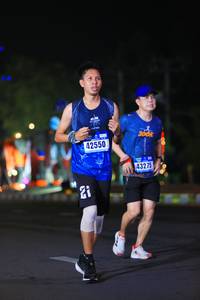 BIB: 360, 42550, 43275
                            <button type="button" onclick="openModal(16359432)" class="btn btn-primary btn-sm float-right btn-popup" data-toggle="modal" data-target=".modal-high-quality">
                        <i class="fas fa-shopping-cart"></i> Add to Cart
                    </button>
                                            <button type="button" onclick="isThisMe(16359432, true)" class="btn btn-success btn-sm float-right btn-popup btn-isme hidden" data-toggle="tooltip" data-placement="bottom" title="นี่คือรูปของคุณใช่ไหม คลิกที่นี่เพื่อเอาเข้าอัลบั้ม">
                        <i class="fas fa-plus"></i> Add to album
                    </button>
                    <button type="button" onclick="isThisMe(16359432, false)" class="btn btn-warning btn-sm float-right btn-popup btn-isnotme hidden">
                        <i class="fas fa-ban"></i> Remove from album
                    </button>