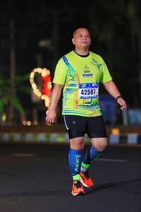 BIB: 42587
                            <button type="button" onclick="openModal(16417190)" class="btn btn-primary btn-sm float-right btn-popup" data-toggle="modal" data-target=".modal-high-quality">
                        <i class="fas fa-shopping-cart"></i> Add to Cart
                    </button>
                                            <button type="button" onclick="isThisMe(16417190, true)" class="btn btn-success btn-sm float-right btn-popup btn-isme hidden" data-toggle="tooltip" data-placement="bottom" title="นี่คือรูปของคุณใช่ไหม คลิกที่นี่เพื่อเอาเข้าอัลบั้ม">
                        <i class="fas fa-plus"></i> Add to album
                    </button>
                    <button type="button" onclick="isThisMe(16417190, false)" class="btn btn-warning btn-sm float-right btn-popup btn-isnotme hidden">
                        <i class="fas fa-ban"></i> Remove from album
                    </button>