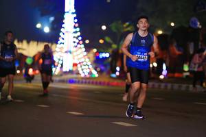BIB: 0642
                            <button type="button" onclick="openModal(16386658)" class="btn btn-primary btn-sm float-right btn-popup" data-toggle="modal" data-target=".modal-high-quality">
                        <i class="fas fa-shopping-cart"></i> Add to Cart
                    </button>
                                            <button type="button" onclick="isThisMe(16386658, true)" class="btn btn-success btn-sm float-right btn-popup btn-isme hidden" data-toggle="tooltip" data-placement="bottom" title="นี่คือรูปของคุณใช่ไหม คลิกที่นี่เพื่อเอาเข้าอัลบั้ม">
                        <i class="fas fa-plus"></i> Add to album
                    </button>
                    <button type="button" onclick="isThisMe(16386658, false)" class="btn btn-warning btn-sm float-right btn-popup btn-isnotme hidden">
                        <i class="fas fa-ban"></i> Remove from album
                    </button>