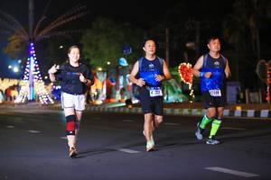 BIB: 4221, 42599
                            <button type="button" onclick="openModal(16404827)" class="btn btn-primary btn-sm float-right btn-popup" data-toggle="modal" data-target=".modal-high-quality">
                        <i class="fas fa-shopping-cart"></i> Add to Cart
                    </button>
                                            <button type="button" onclick="isThisMe(16404827, true)" class="btn btn-success btn-sm float-right btn-popup btn-isme hidden" data-toggle="tooltip" data-placement="bottom" title="นี่คือรูปของคุณใช่ไหม คลิกที่นี่เพื่อเอาเข้าอัลบั้ม">
                        <i class="fas fa-plus"></i> Add to album
                    </button>
                    <button type="button" onclick="isThisMe(16404827, false)" class="btn btn-warning btn-sm float-right btn-popup btn-isnotme hidden">
                        <i class="fas fa-ban"></i> Remove from album
                    </button>