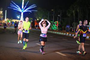BIB: 419, 4826, 4409
                            <button type="button" onclick="openModal(16383547)" class="btn btn-primary btn-sm float-right btn-popup" data-toggle="modal" data-target=".modal-high-quality">
                        <i class="fas fa-shopping-cart"></i> Add to Cart
                    </button>
                                            <button type="button" onclick="isThisMe(16383547, true)" class="btn btn-success btn-sm float-right btn-popup btn-isme hidden" data-toggle="tooltip" data-placement="bottom" title="นี่คือรูปของคุณใช่ไหม คลิกที่นี่เพื่อเอาเข้าอัลบั้ม">
                        <i class="fas fa-plus"></i> Add to album
                    </button>
                    <button type="button" onclick="isThisMe(16383547, false)" class="btn btn-warning btn-sm float-right btn-popup btn-isnotme hidden">
                        <i class="fas fa-ban"></i> Remove from album
                    </button>