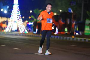 BIB: 89402
                            <button type="button" onclick="openModal(16387367)" class="btn btn-primary btn-sm float-right btn-popup" data-toggle="modal" data-target=".modal-high-quality">
                        <i class="fas fa-shopping-cart"></i> Add to Cart
                    </button>
                                            <button type="button" onclick="isThisMe(16387367, true)" class="btn btn-success btn-sm float-right btn-popup btn-isme hidden" data-toggle="tooltip" data-placement="bottom" title="นี่คือรูปของคุณใช่ไหม คลิกที่นี่เพื่อเอาเข้าอัลบั้ม">
                        <i class="fas fa-plus"></i> Add to album
                    </button>
                    <button type="button" onclick="isThisMe(16387367, false)" class="btn btn-warning btn-sm float-right btn-popup btn-isnotme hidden">
                        <i class="fas fa-ban"></i> Remove from album
                    </button>