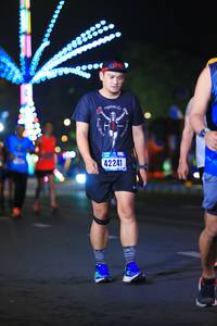BIB: 42241
                            <button type="button" onclick="openModal(16317956)" class="btn btn-primary btn-sm float-right btn-popup" data-toggle="modal" data-target=".modal-high-quality">
                        <i class="fas fa-shopping-cart"></i> Add to Cart
                    </button>
                                            <button type="button" onclick="isThisMe(16317956, true)" class="btn btn-success btn-sm float-right btn-popup btn-isme hidden" data-toggle="tooltip" data-placement="bottom" title="นี่คือรูปของคุณใช่ไหม คลิกที่นี่เพื่อเอาเข้าอัลบั้ม">
                        <i class="fas fa-plus"></i> Add to album
                    </button>
                    <button type="button" onclick="isThisMe(16317956, false)" class="btn btn-warning btn-sm float-right btn-popup btn-isnotme hidden">
                        <i class="fas fa-ban"></i> Remove from album
                    </button>
