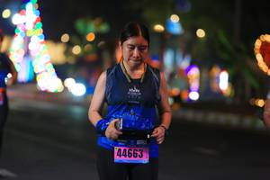 BIB: 44663
                            <button type="button" onclick="openModal(16421232)" class="btn btn-primary btn-sm float-right btn-popup" data-toggle="modal" data-target=".modal-high-quality">
                        <i class="fas fa-shopping-cart"></i> Add to Cart
                    </button>
                                            <button type="button" onclick="isThisMe(16421232, true)" class="btn btn-success btn-sm float-right btn-popup btn-isme hidden" data-toggle="tooltip" data-placement="bottom" title="นี่คือรูปของคุณใช่ไหม คลิกที่นี่เพื่อเอาเข้าอัลบั้ม">
                        <i class="fas fa-plus"></i> Add to album
                    </button>
                    <button type="button" onclick="isThisMe(16421232, false)" class="btn btn-warning btn-sm float-right btn-popup btn-isnotme hidden">
                        <i class="fas fa-ban"></i> Remove from album
                    </button>