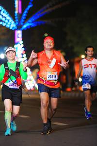 BIB: 23918, 44573, 0231
                            <button type="button" onclick="openModal(16365293)" class="btn btn-primary btn-sm float-right btn-popup" data-toggle="modal" data-target=".modal-high-quality">
                        <i class="fas fa-shopping-cart"></i> Add to Cart
                    </button>
                                            <button type="button" onclick="isThisMe(16365293, true)" class="btn btn-success btn-sm float-right btn-popup btn-isme hidden" data-toggle="tooltip" data-placement="bottom" title="นี่คือรูปของคุณใช่ไหม คลิกที่นี่เพื่อเอาเข้าอัลบั้ม">
                        <i class="fas fa-plus"></i> Add to album
                    </button>
                    <button type="button" onclick="isThisMe(16365293, false)" class="btn btn-warning btn-sm float-right btn-popup btn-isnotme hidden">
                        <i class="fas fa-ban"></i> Remove from album
                    </button>