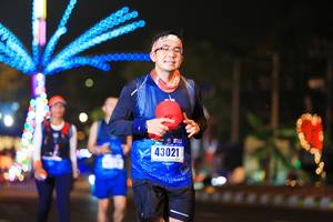 BIB: 43021
                            <button type="button" onclick="openModal(16393600)" class="btn btn-primary btn-sm float-right btn-popup" data-toggle="modal" data-target=".modal-high-quality">
                        <i class="fas fa-shopping-cart"></i> Add to Cart
                    </button>
                                            <button type="button" onclick="isThisMe(16393600, true)" class="btn btn-success btn-sm float-right btn-popup btn-isme hidden" data-toggle="tooltip" data-placement="bottom" title="นี่คือรูปของคุณใช่ไหม คลิกที่นี่เพื่อเอาเข้าอัลบั้ม">
                        <i class="fas fa-plus"></i> Add to album
                    </button>
                    <button type="button" onclick="isThisMe(16393600, false)" class="btn btn-warning btn-sm float-right btn-popup btn-isnotme hidden">
                        <i class="fas fa-ban"></i> Remove from album
                    </button>