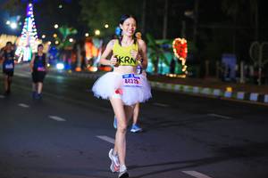 BIB: 443
                            <button type="button" onclick="openModal(16378857)" class="btn btn-primary btn-sm float-right btn-popup" data-toggle="modal" data-target=".modal-high-quality">
                        <i class="fas fa-shopping-cart"></i> Add to Cart
                    </button>
                                            <button type="button" onclick="isThisMe(16378857, true)" class="btn btn-success btn-sm float-right btn-popup btn-isme hidden" data-toggle="tooltip" data-placement="bottom" title="นี่คือรูปของคุณใช่ไหม คลิกที่นี่เพื่อเอาเข้าอัลบั้ม">
                        <i class="fas fa-plus"></i> Add to album
                    </button>
                    <button type="button" onclick="isThisMe(16378857, false)" class="btn btn-warning btn-sm float-right btn-popup btn-isnotme hidden">
                        <i class="fas fa-ban"></i> Remove from album
                    </button>