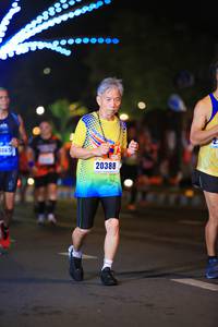 BIB: 065, 20388
                            <button type="button" onclick="openModal(16317124)" class="btn btn-primary btn-sm float-right btn-popup" data-toggle="modal" data-target=".modal-high-quality">
                        <i class="fas fa-shopping-cart"></i> Add to Cart
                    </button>
                                            <button type="button" onclick="isThisMe(16317124, true)" class="btn btn-success btn-sm float-right btn-popup btn-isme hidden" data-toggle="tooltip" data-placement="bottom" title="นี่คือรูปของคุณใช่ไหม คลิกที่นี่เพื่อเอาเข้าอัลบั้ม">
                        <i class="fas fa-plus"></i> Add to album
                    </button>
                    <button type="button" onclick="isThisMe(16317124, false)" class="btn btn-warning btn-sm float-right btn-popup btn-isnotme hidden">
                        <i class="fas fa-ban"></i> Remove from album
                    </button>