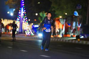 BIB: 42565
                            <button type="button" onclick="openModal(16383830)" class="btn btn-primary btn-sm float-right btn-popup" data-toggle="modal" data-target=".modal-high-quality">
                        <i class="fas fa-shopping-cart"></i> Add to Cart
                    </button>
                                            <button type="button" onclick="isThisMe(16383830, true)" class="btn btn-success btn-sm float-right btn-popup btn-isme hidden" data-toggle="tooltip" data-placement="bottom" title="นี่คือรูปของคุณใช่ไหม คลิกที่นี่เพื่อเอาเข้าอัลบั้ม">
                        <i class="fas fa-plus"></i> Add to album
                    </button>
                    <button type="button" onclick="isThisMe(16383830, false)" class="btn btn-warning btn-sm float-right btn-popup btn-isnotme hidden">
                        <i class="fas fa-ban"></i> Remove from album
                    </button>
