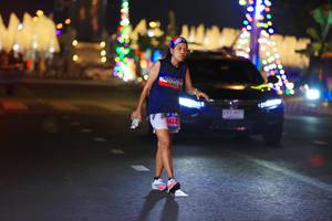 BIB: 291, 4433
                            <button type="button" onclick="openModal(16421407)" class="btn btn-primary btn-sm float-right btn-popup" data-toggle="modal" data-target=".modal-high-quality">
                        <i class="fas fa-shopping-cart"></i> Add to Cart
                    </button>
                                            <button type="button" onclick="isThisMe(16421407, true)" class="btn btn-success btn-sm float-right btn-popup btn-isme hidden" data-toggle="tooltip" data-placement="bottom" title="นี่คือรูปของคุณใช่ไหม คลิกที่นี่เพื่อเอาเข้าอัลบั้ม">
                        <i class="fas fa-plus"></i> Add to album
                    </button>
                    <button type="button" onclick="isThisMe(16421407, false)" class="btn btn-warning btn-sm float-right btn-popup btn-isnotme hidden">
                        <i class="fas fa-ban"></i> Remove from album
                    </button>