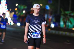 BIB: 40454
                            <button type="button" onclick="openModal(16378981)" class="btn btn-primary btn-sm float-right btn-popup" data-toggle="modal" data-target=".modal-high-quality">
                        <i class="fas fa-shopping-cart"></i> Add to Cart
                    </button>
                                            <button type="button" onclick="isThisMe(16378981, true)" class="btn btn-success btn-sm float-right btn-popup btn-isme hidden" data-toggle="tooltip" data-placement="bottom" title="นี่คือรูปของคุณใช่ไหม คลิกที่นี่เพื่อเอาเข้าอัลบั้ม">
                        <i class="fas fa-plus"></i> Add to album
                    </button>
                    <button type="button" onclick="isThisMe(16378981, false)" class="btn btn-warning btn-sm float-right btn-popup btn-isnotme hidden">
                        <i class="fas fa-ban"></i> Remove from album
                    </button>