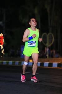 BIB: 40472
                            <button type="button" onclick="openModal(16317043)" class="btn btn-primary btn-sm float-right btn-popup" data-toggle="modal" data-target=".modal-high-quality">
                        <i class="fas fa-shopping-cart"></i> Add to Cart
                    </button>
                                            <button type="button" onclick="isThisMe(16317043, true)" class="btn btn-success btn-sm float-right btn-popup btn-isme hidden" data-toggle="tooltip" data-placement="bottom" title="นี่คือรูปของคุณใช่ไหม คลิกที่นี่เพื่อเอาเข้าอัลบั้ม">
                        <i class="fas fa-plus"></i> Add to album
                    </button>
                    <button type="button" onclick="isThisMe(16317043, false)" class="btn btn-warning btn-sm float-right btn-popup btn-isnotme hidden">
                        <i class="fas fa-ban"></i> Remove from album
                    </button>